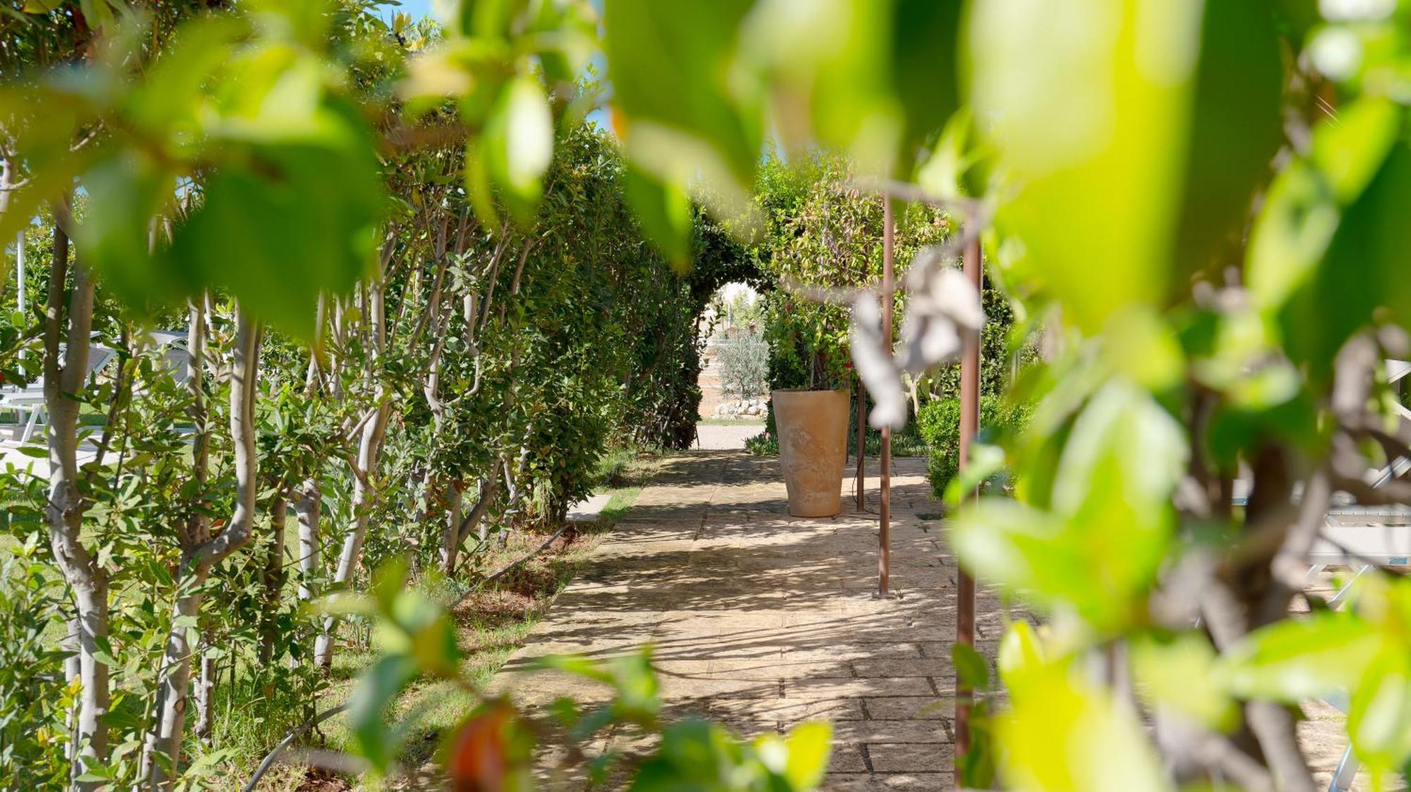 Delle Rose, Hotel & Horse Riding Torre Vado Bagian luar foto