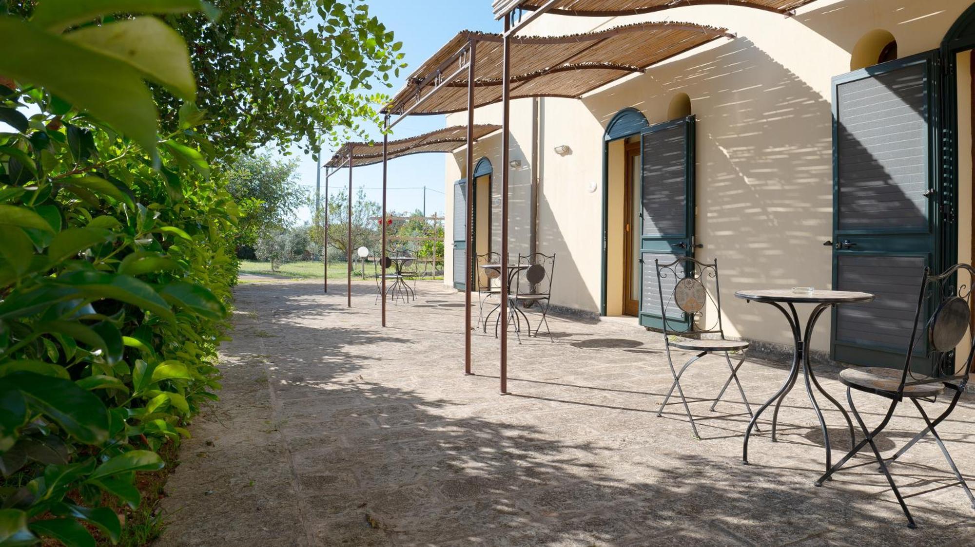 Delle Rose, Hotel & Horse Riding Torre Vado Bagian luar foto